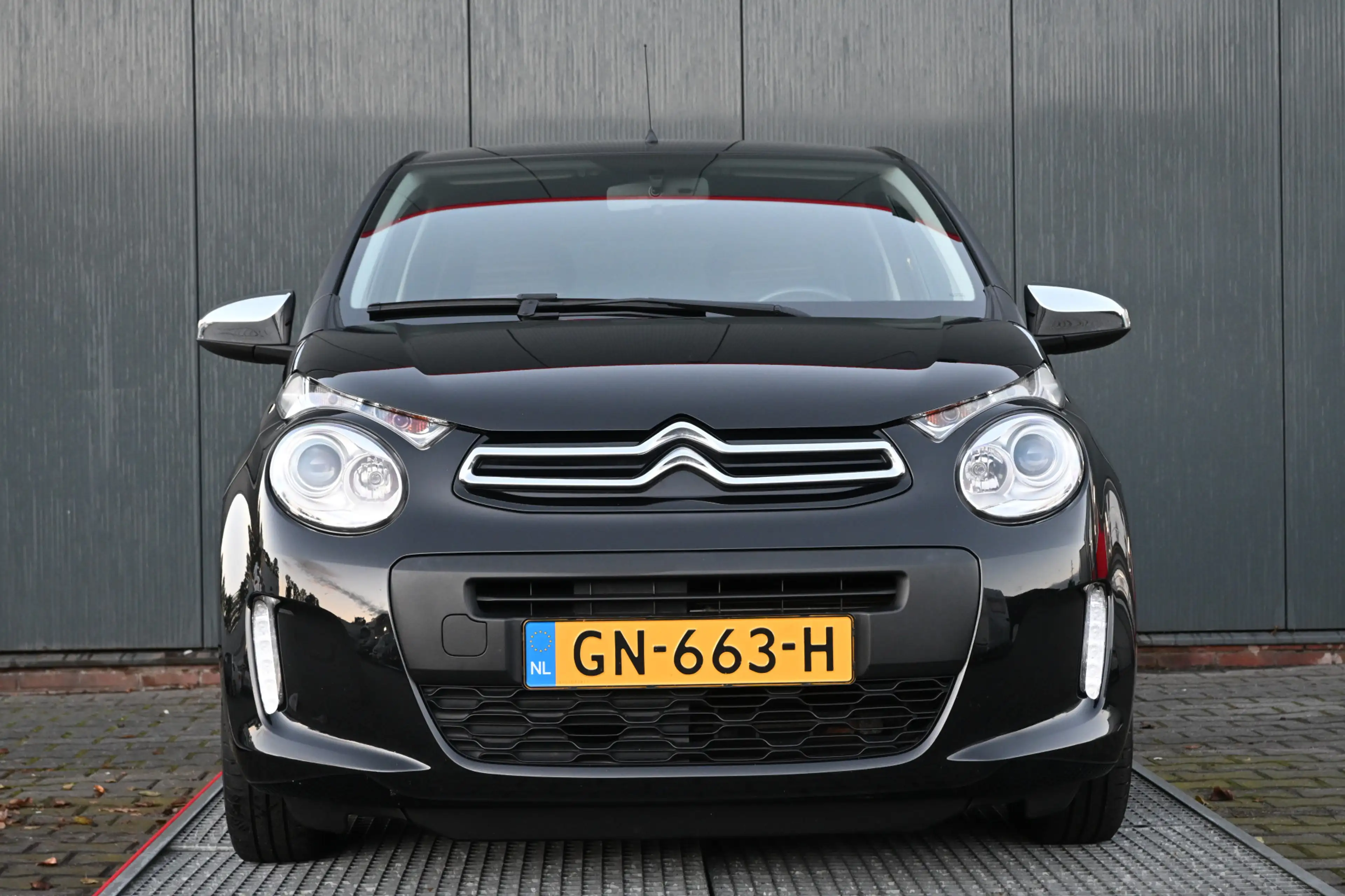 Citroen C1 1.0 e-VTi Shine — photo 8