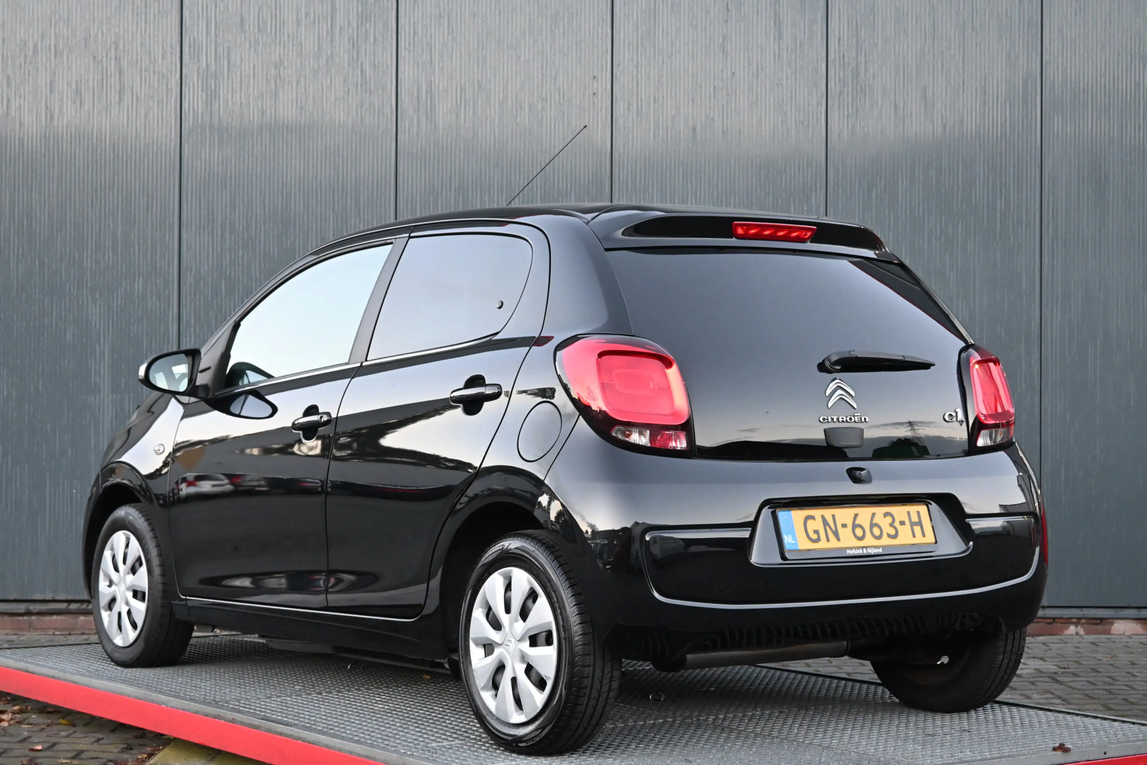 Citroen C1 1.0 e-VTi Shine — photo 6