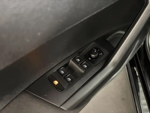 Volkswagen Polo view 7