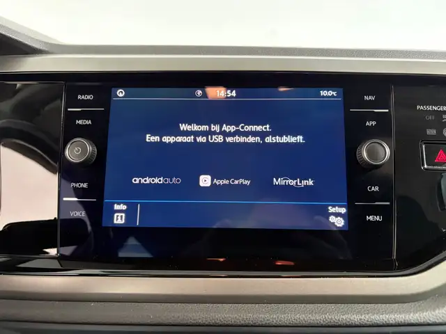 Volkswagen Polo view 16