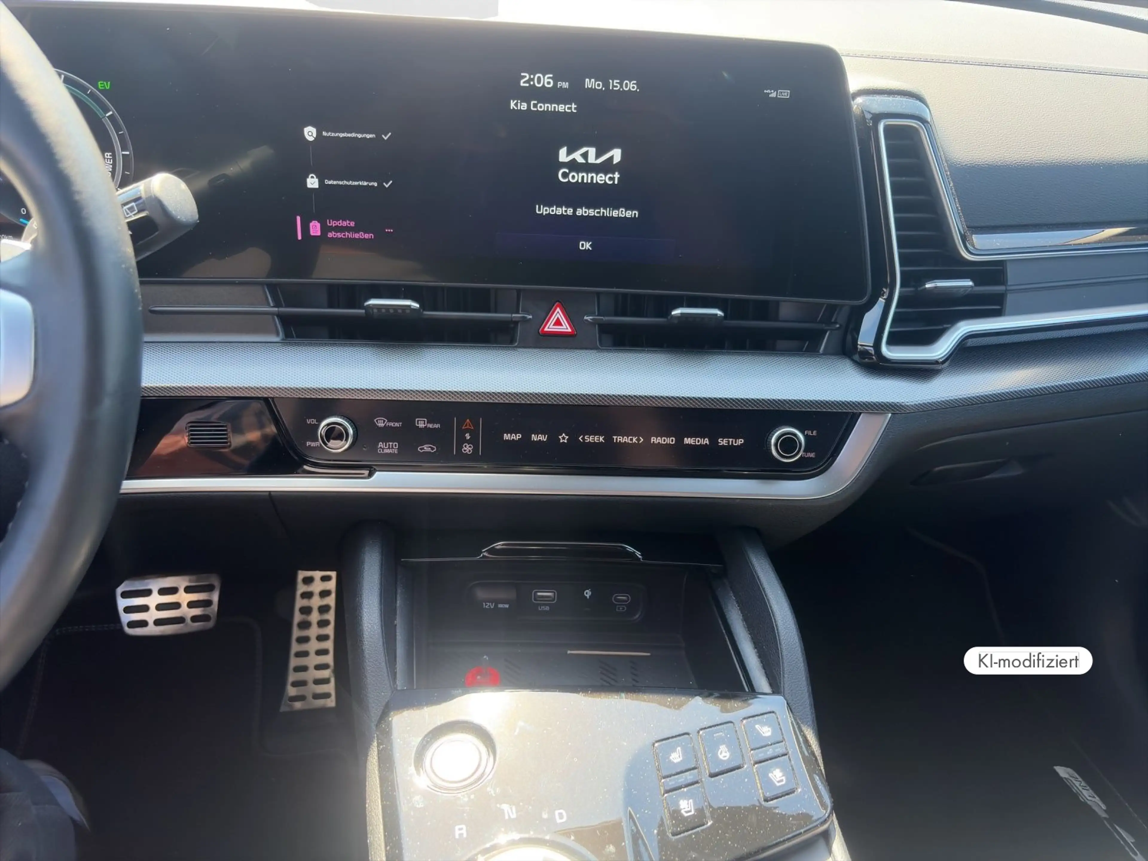 Kia Sportage GT-Line 1.6 T-GDI Plug-in Hybrid 4WD — photo 11