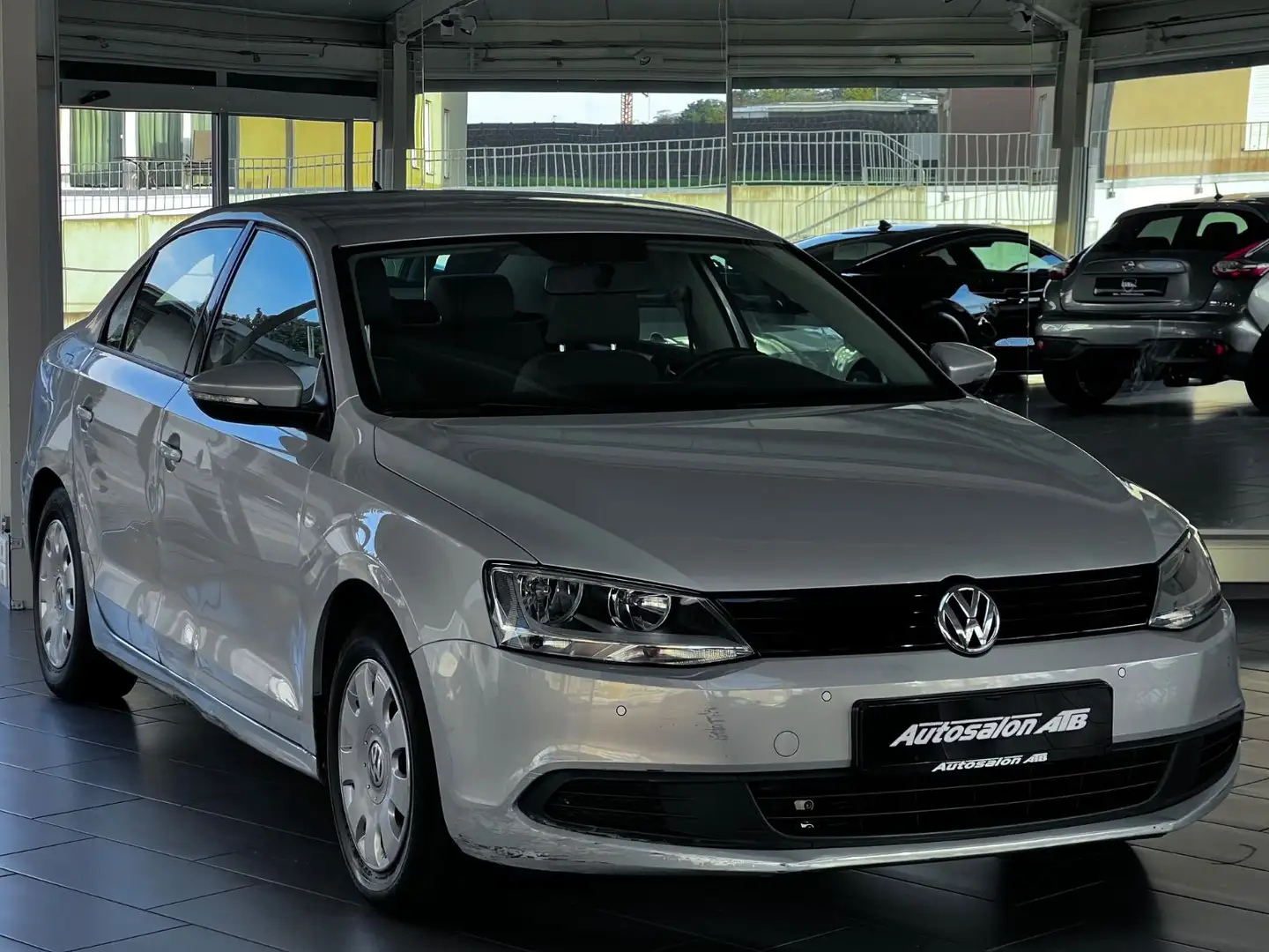 Volkswagen Jetta 1.2 TSI Trendline |1-HAND NAVI TEMPOMAT| Argent - 1