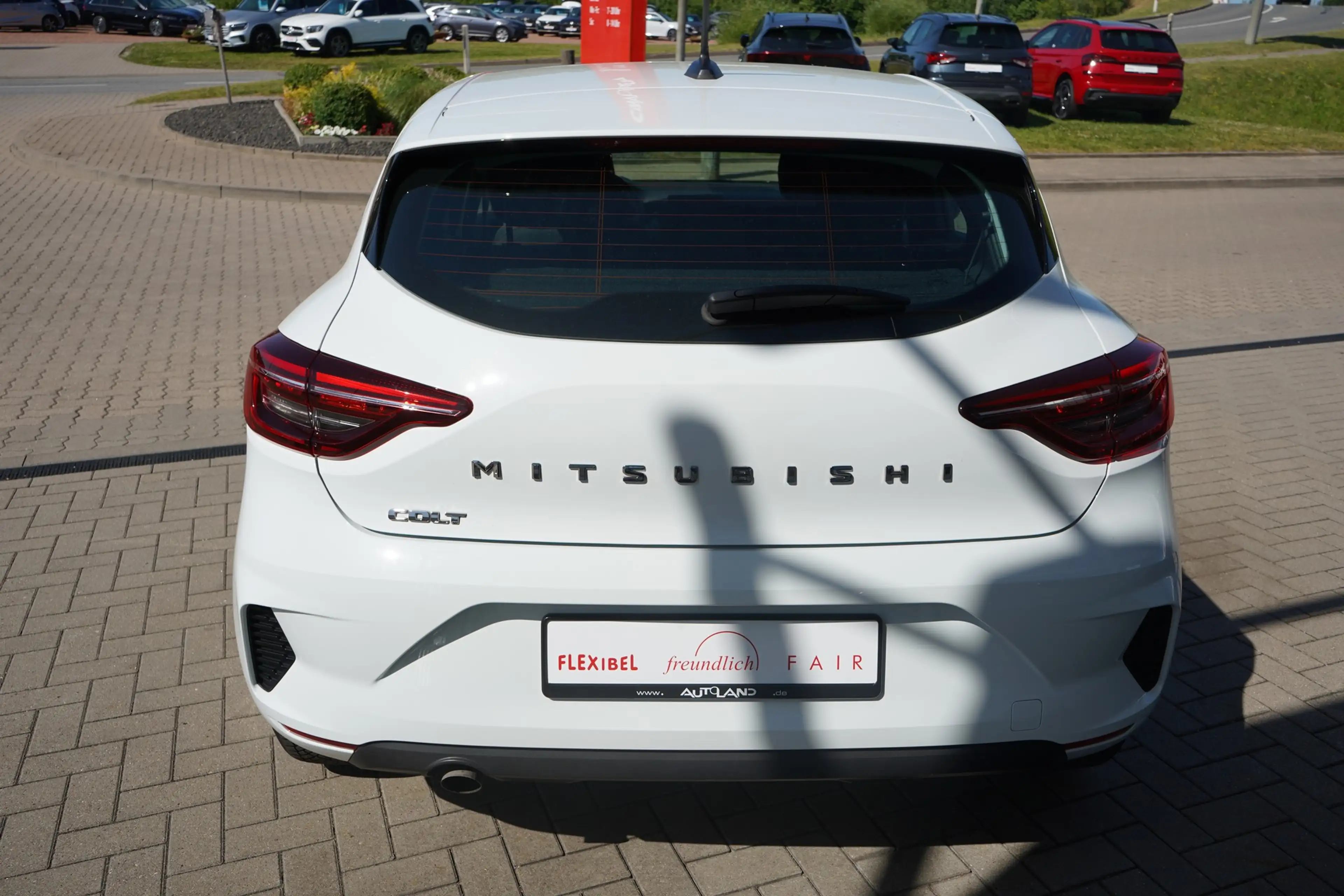 Mitsubishi Colt 1.0 SCe Basis LED Digitales Cockpit USB DAB — photo 5