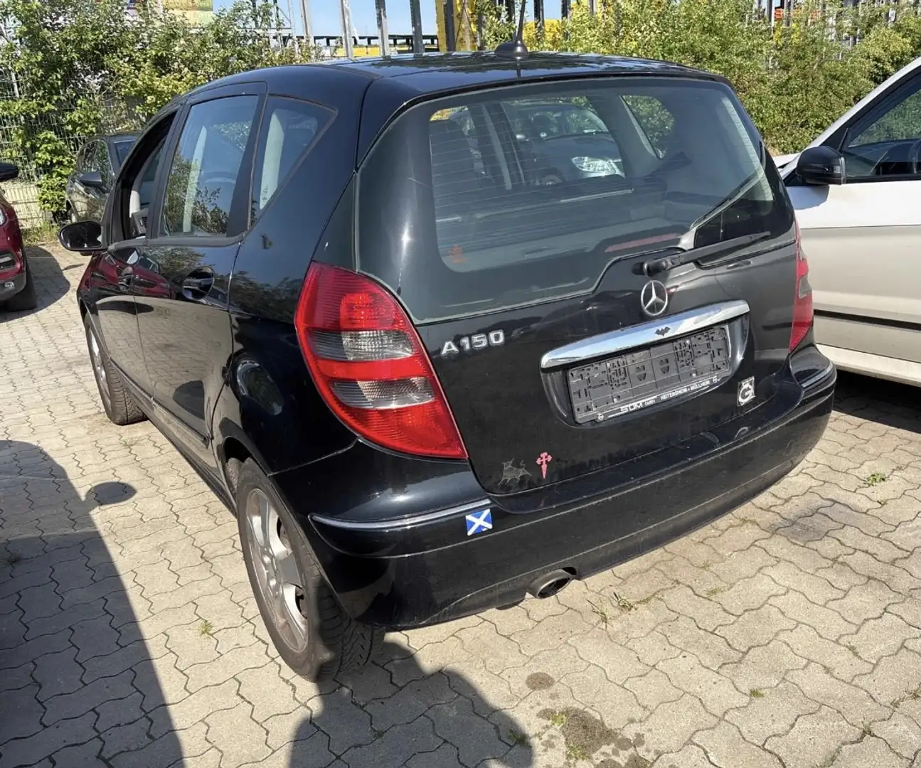 Mercedes-Benz A 150 Avantgarde Schwarz - 2