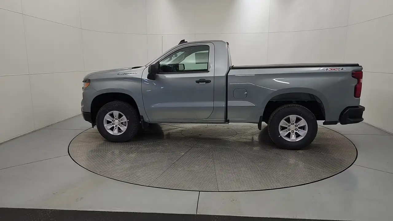 Chevrolet Silverado 1500 photo Chevrolet Silverado 1500