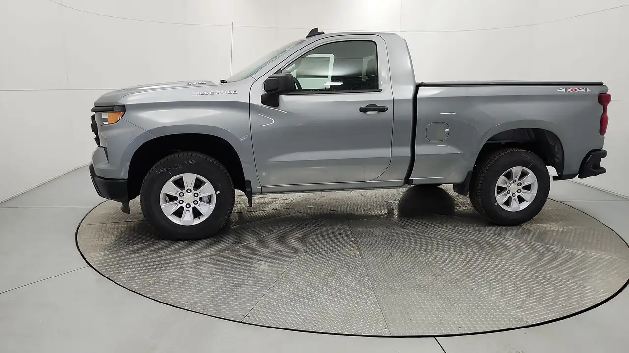 Chevrolet Silverado 1500 photo Chevrolet Silverado 1500