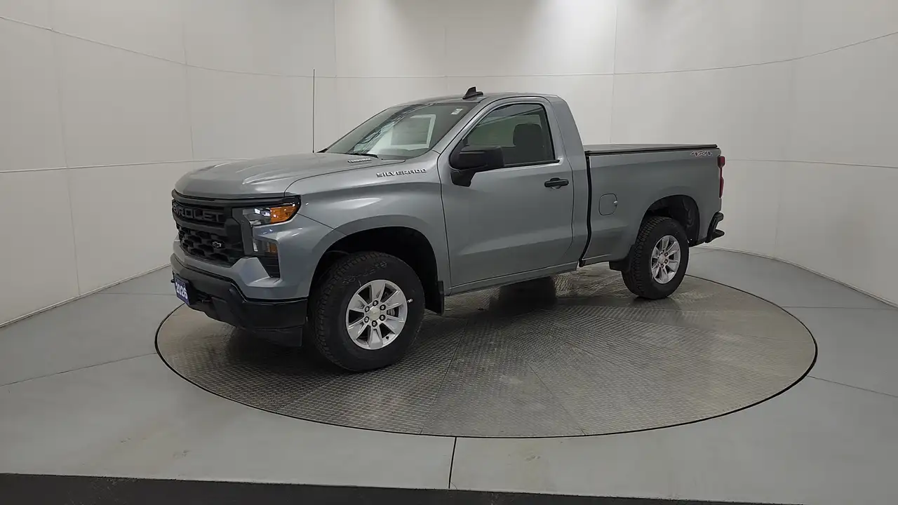 Chevrolet Silverado 1500 photo Chevrolet Silverado 1500