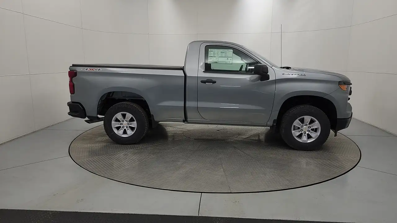Chevrolet Silverado 1500 photo Chevrolet Silverado 1500