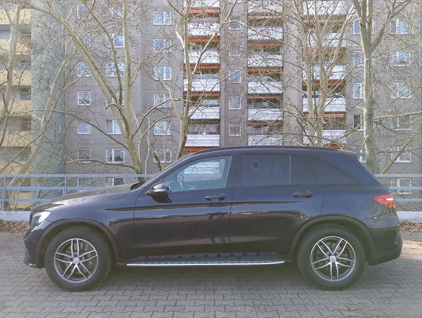 Mercedes-Benz GLC 350 GLC 350 d 4Matic 9G-TRONIC Exclusive Blau - 2