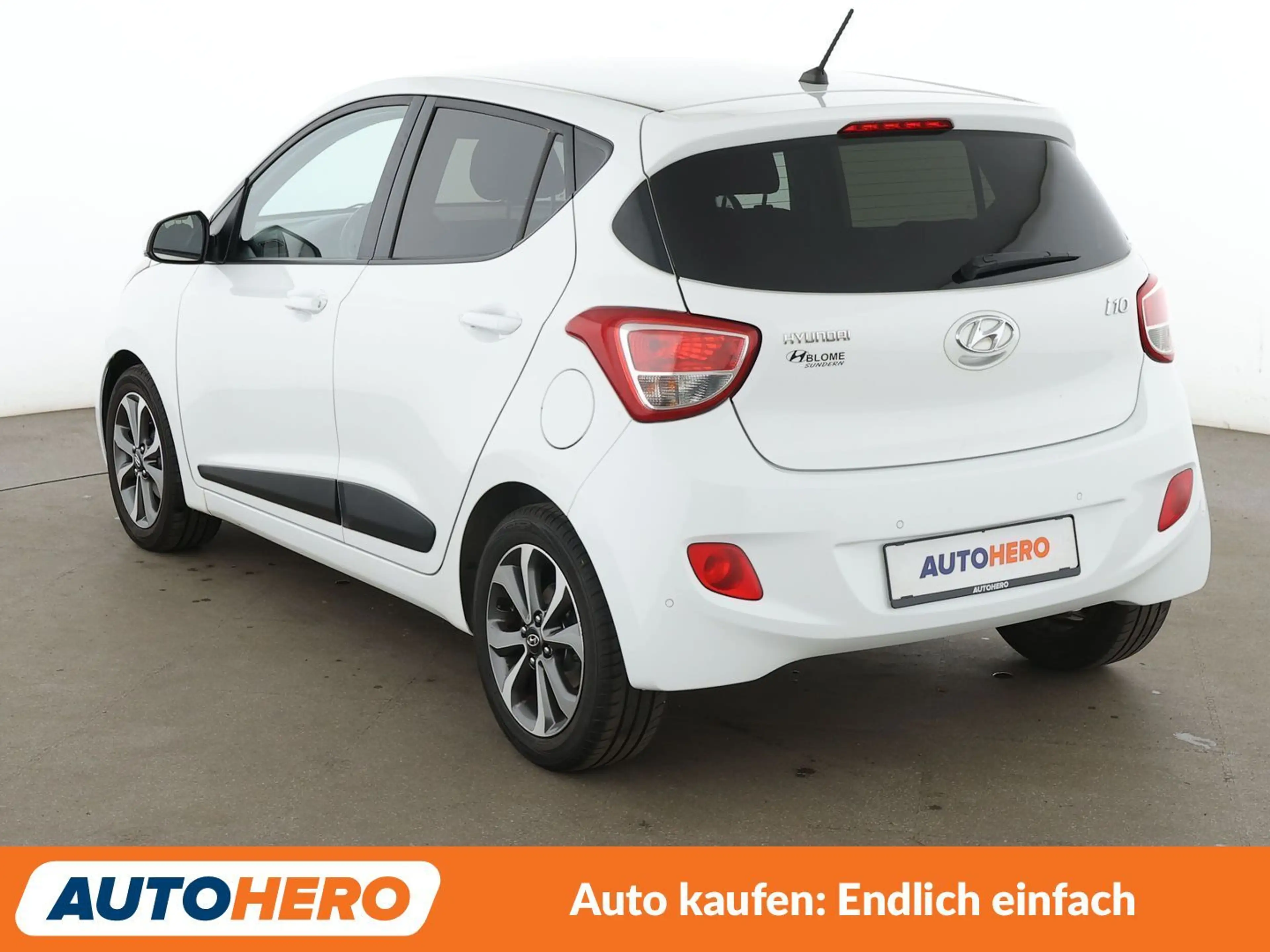 Hyundai i10 1.2 Passion*TEMPO*PDC*SHZ*KLIMA*GARANTIE* — photo 4