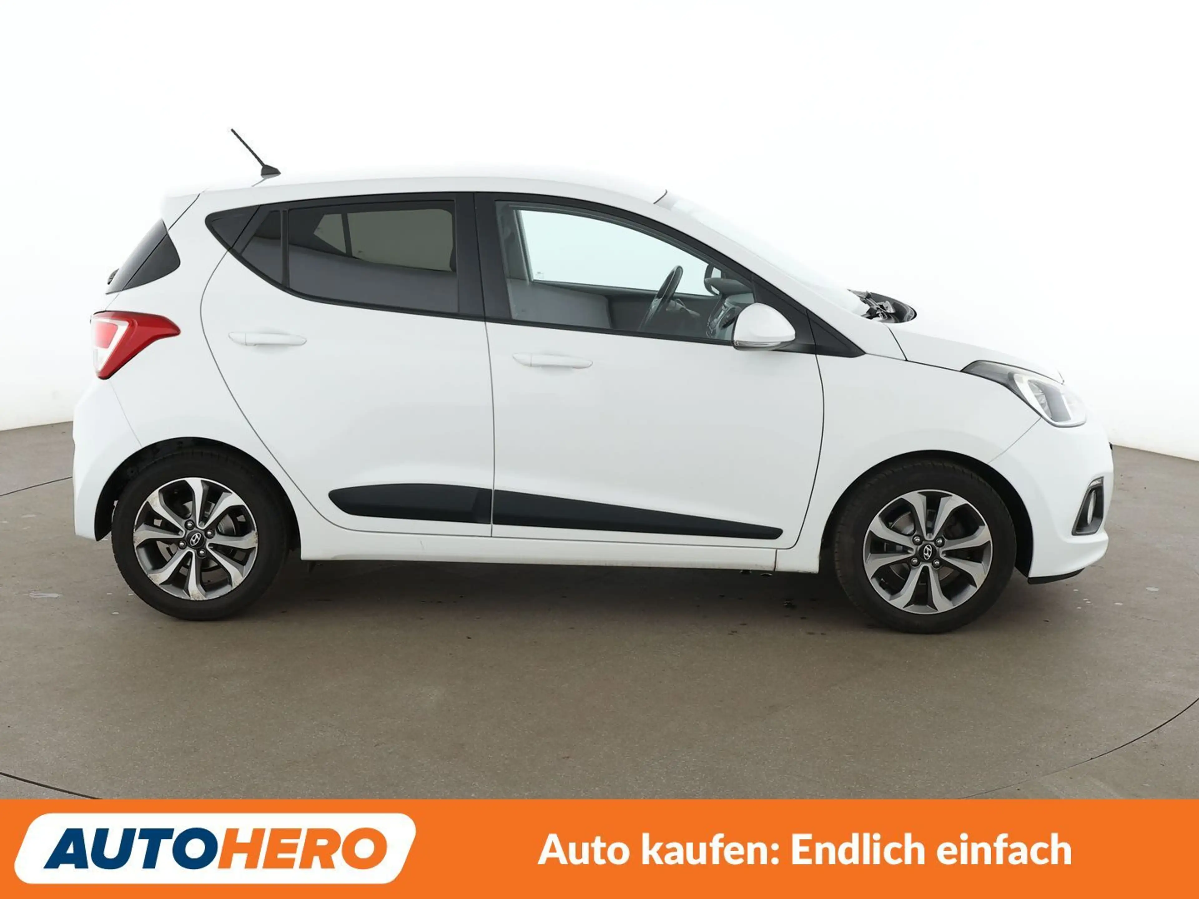 Hyundai i10 1.2 Passion*TEMPO*PDC*SHZ*KLIMA*GARANTIE* — photo 7