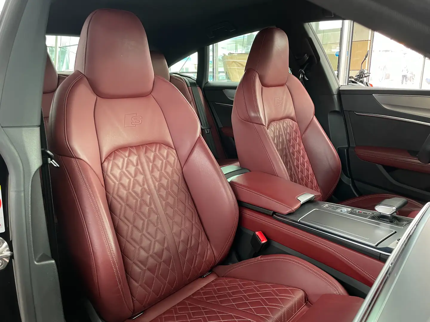 Audi S7 3.0 TDI S-Sitze Luft STHZ Matrix B&O 360° 21" Rojo - 1