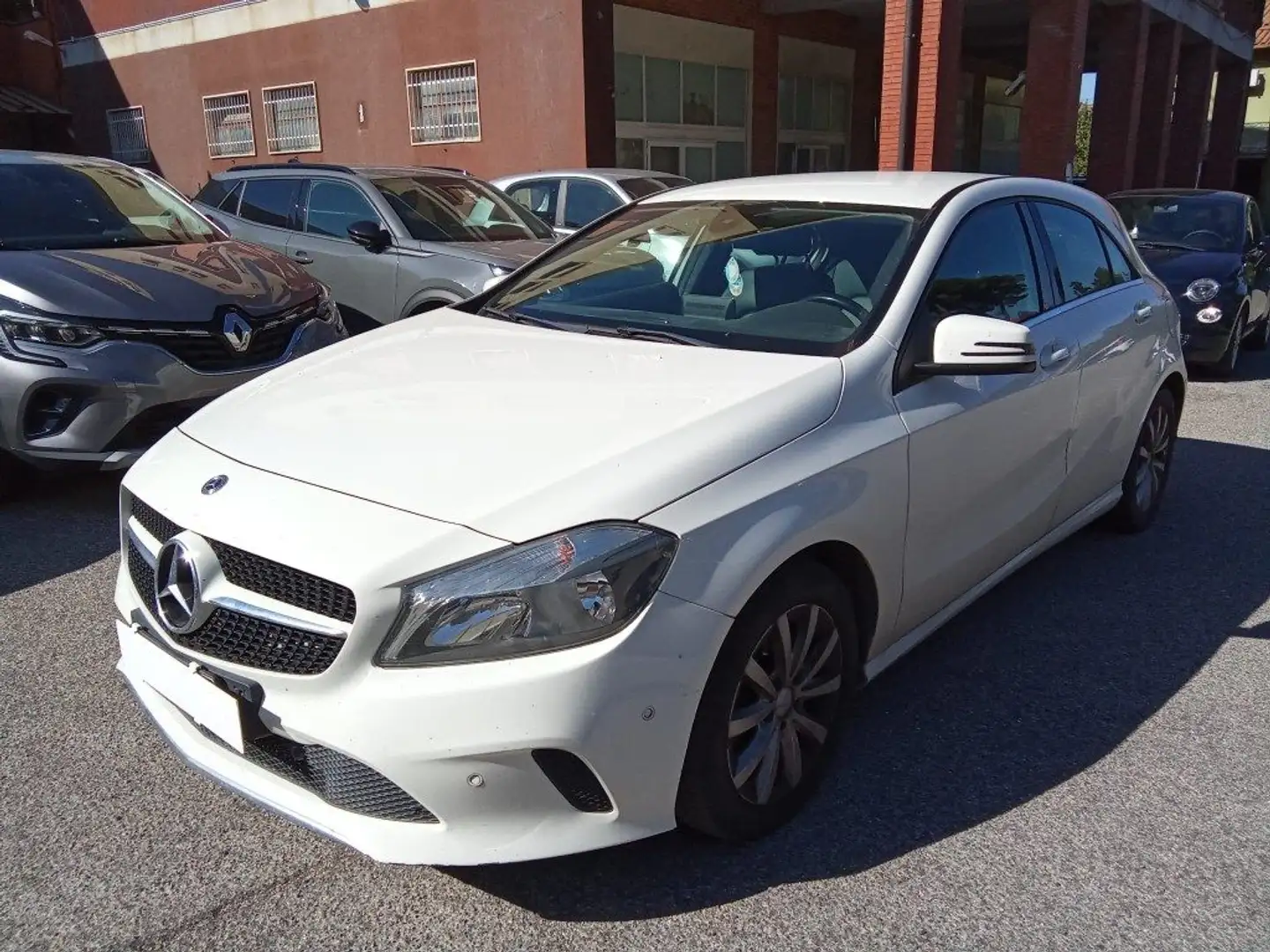 Mercedes-Benz A 180 EXECUTIVE AUTOM F1 NAVI ECOPELLE"16 ITALIA Bianco - 1