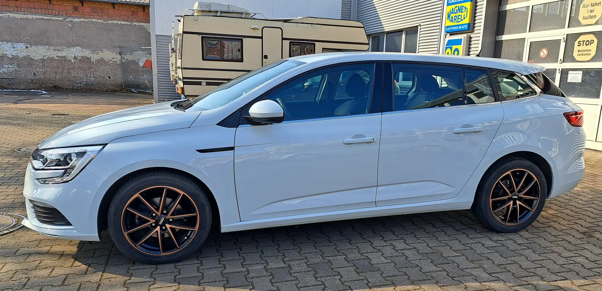 Renault Megane Grandtour TCe115+GPF+LIFE Sitzheizung, 17 Zoll Alu Weiß - 2
