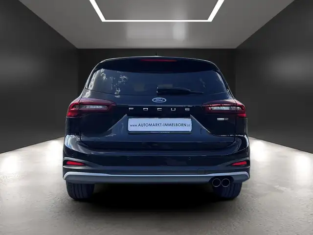 Ford Focus view 8
