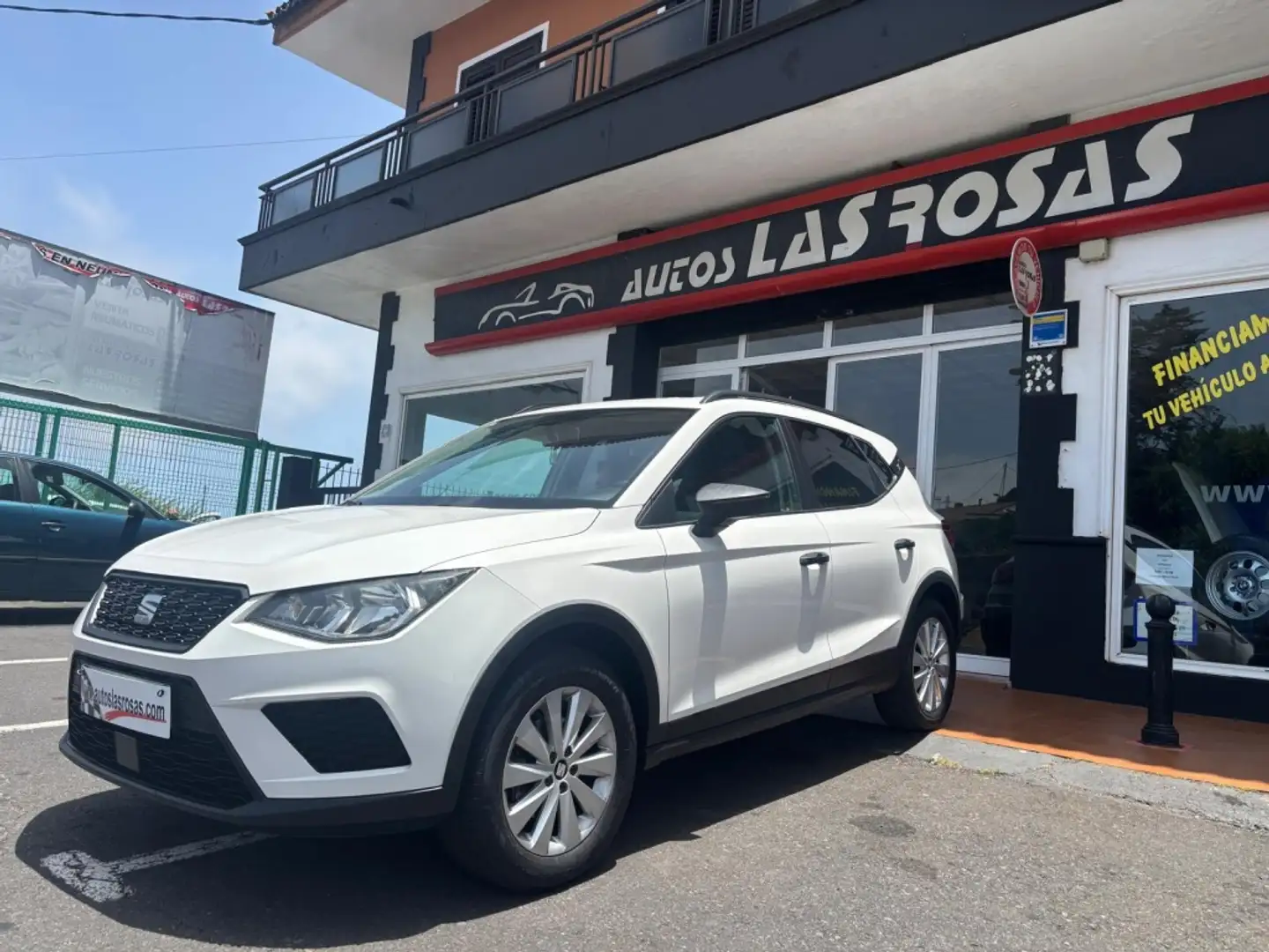 SEAT Arona Familiar Manual de 5 Puertas Blanco - 1
