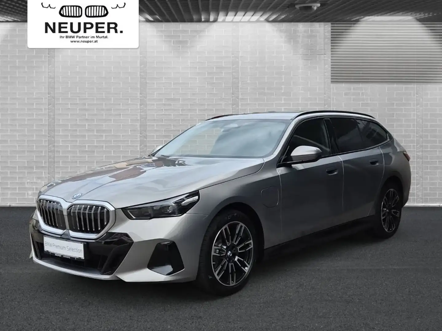 BMW 530 e xDrive Grau - 1
