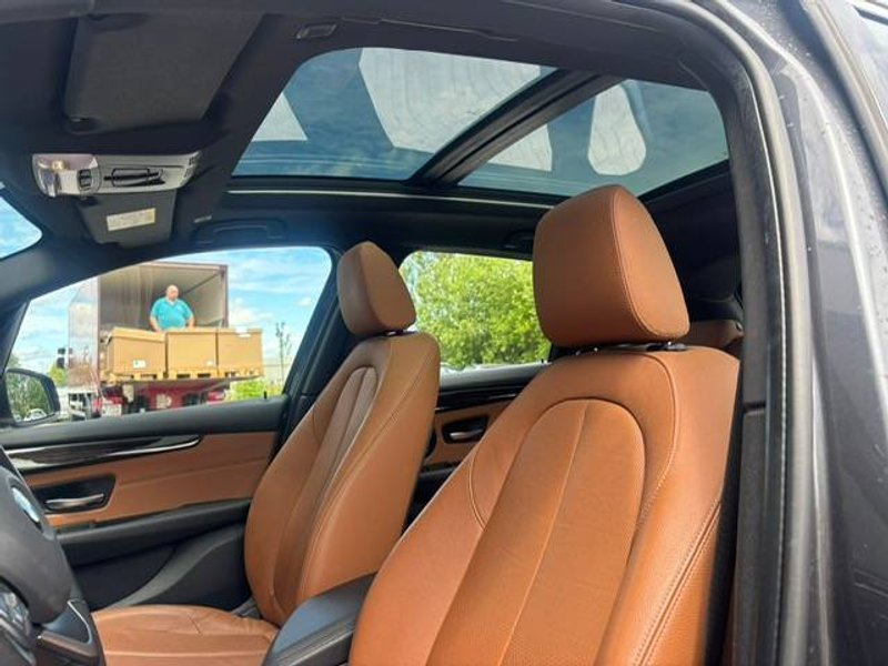 BMW 218 Pano dak/leder + zetelverwarming/camera — photo 6