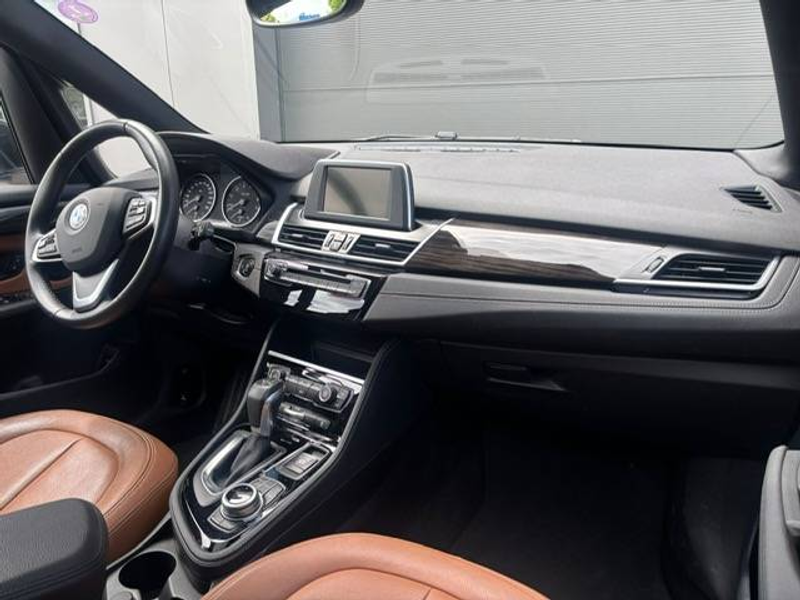 BMW 218 Pano dak/leder + zetelverwarming/camera — photo 8