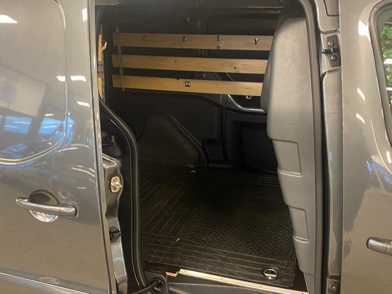Peugeot Partner — photo 12