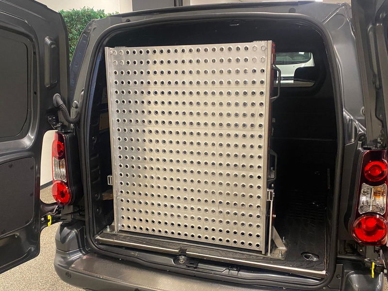 Peugeot Partner — photo 10