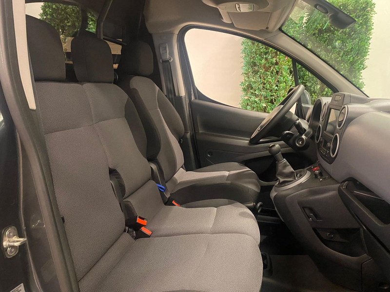 Peugeot Partner — photo 13