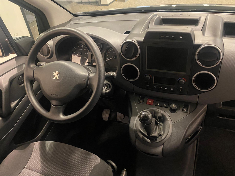 Peugeot Partner — photo 14