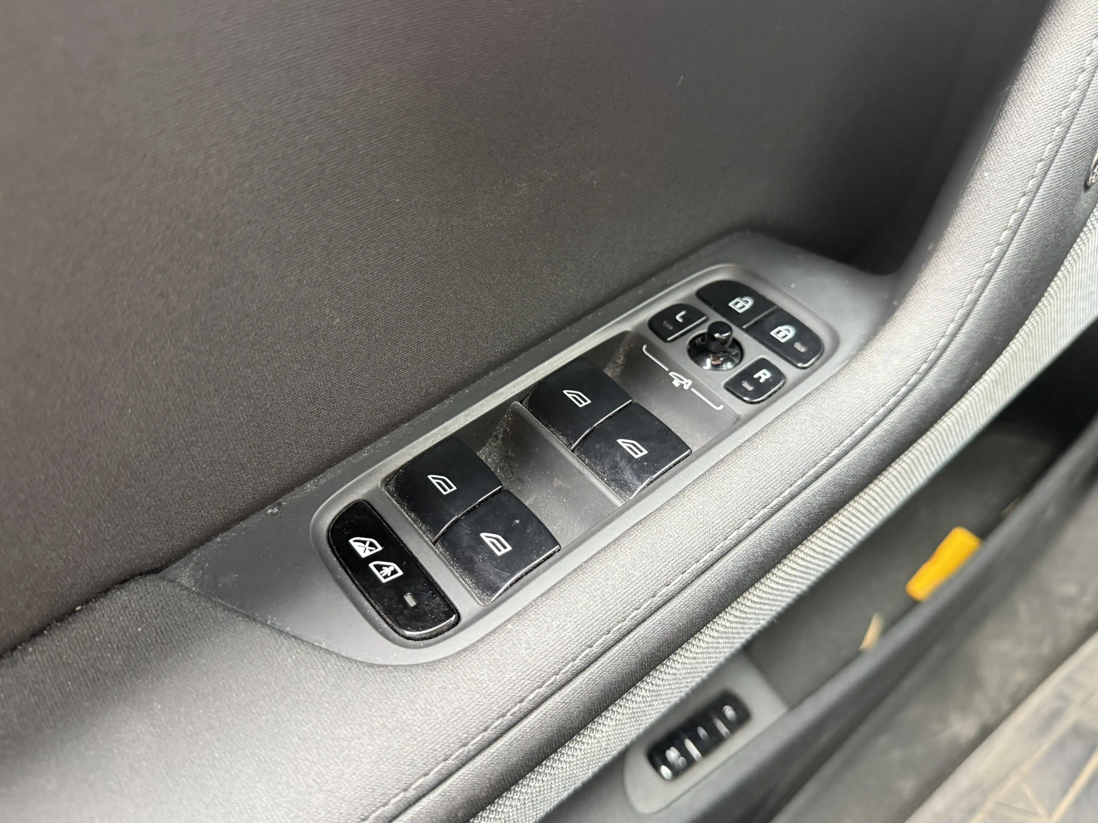 Polestar 2 BWJ 2020 Long Range Dual Motor408 PK Launch Editio — photo 9
