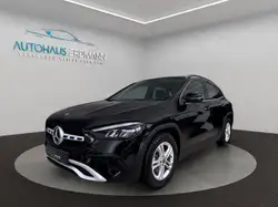 Mercedes-Benz GLA 200 Autom.*Navi*LED*Park Paket*1.Hand
