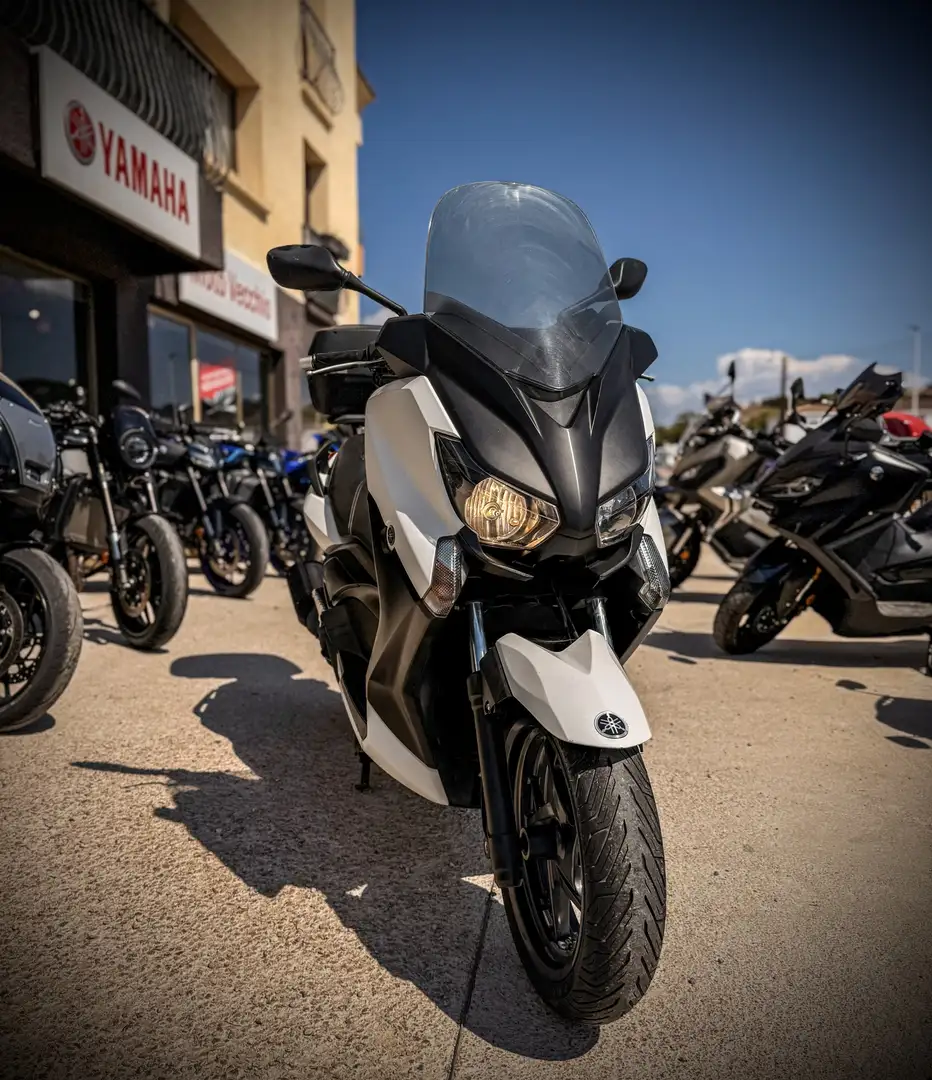 Yamaha X-Max 125 Blanc - 1
