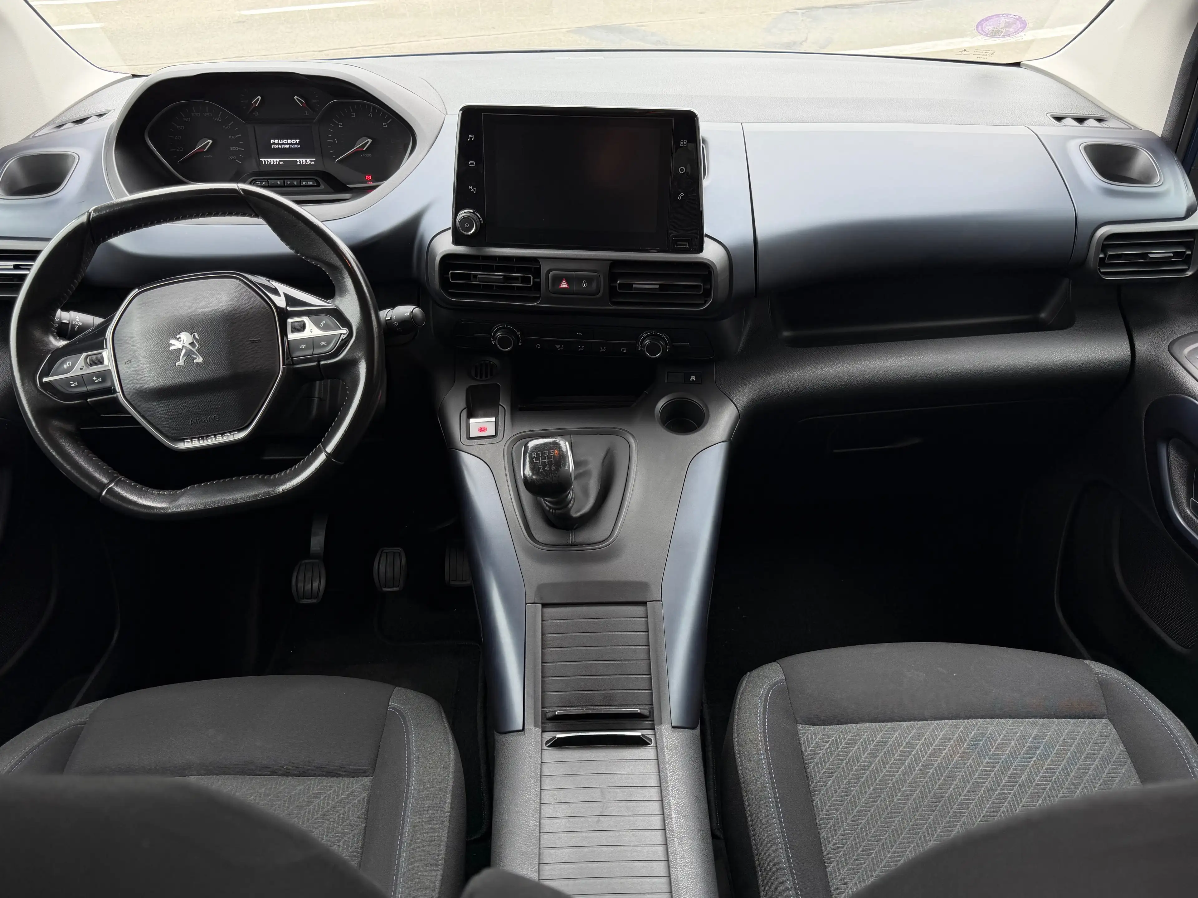 Peugeot Rifter Rifter 1.2 PureTech Long Allure AGC S — photo 11