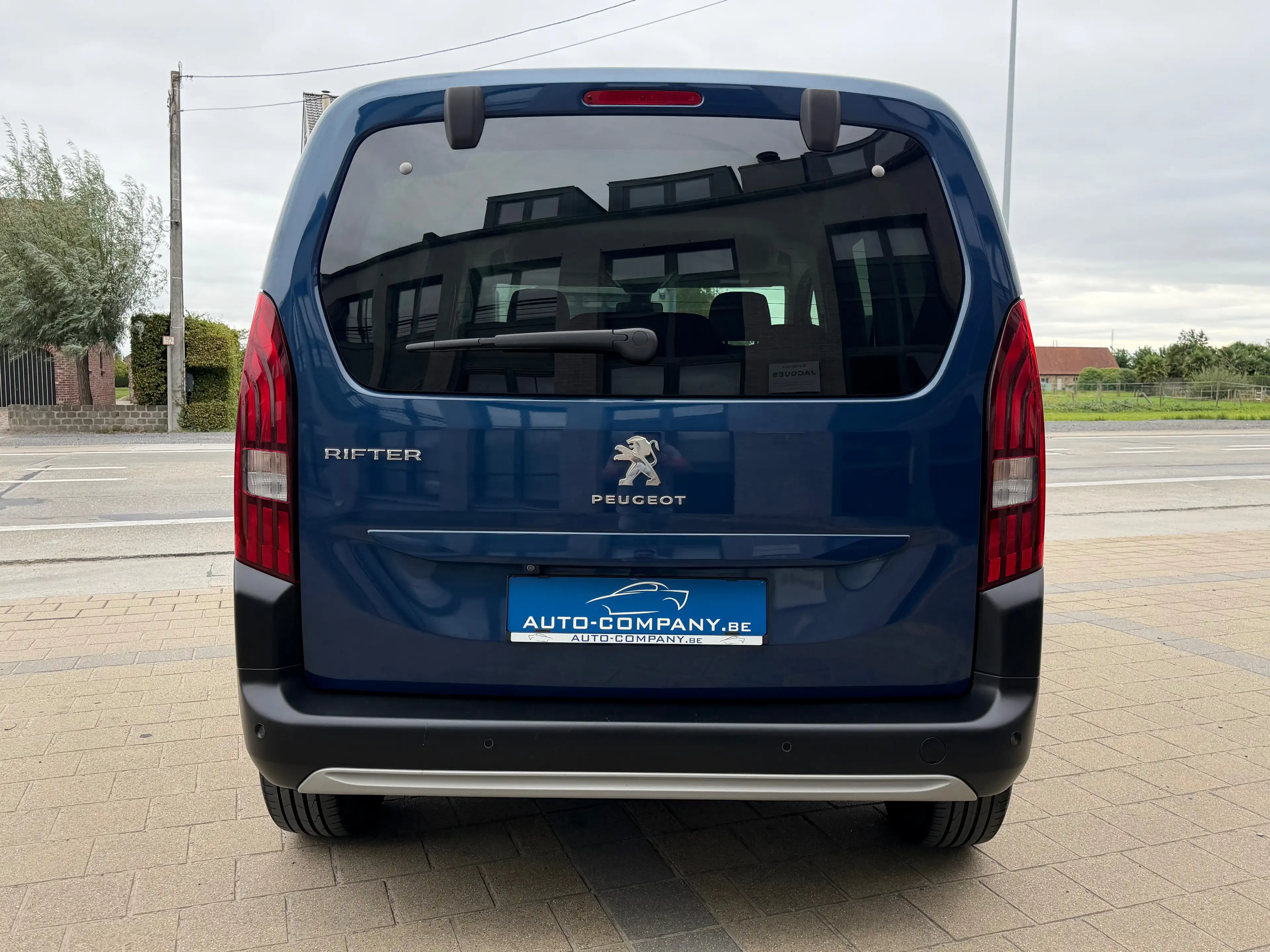 Peugeot Rifter Rifter 1.2 PureTech Long Allure AGC S — photo 4