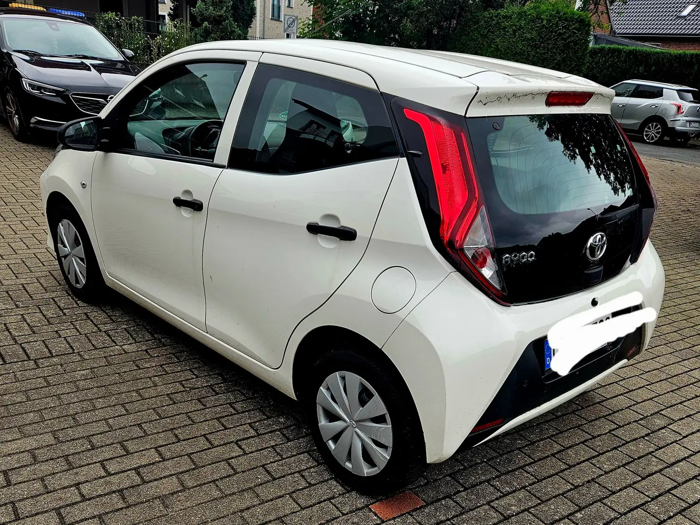 Toyota Aygo Aygo x-play Team Deutschland Weiß - 2