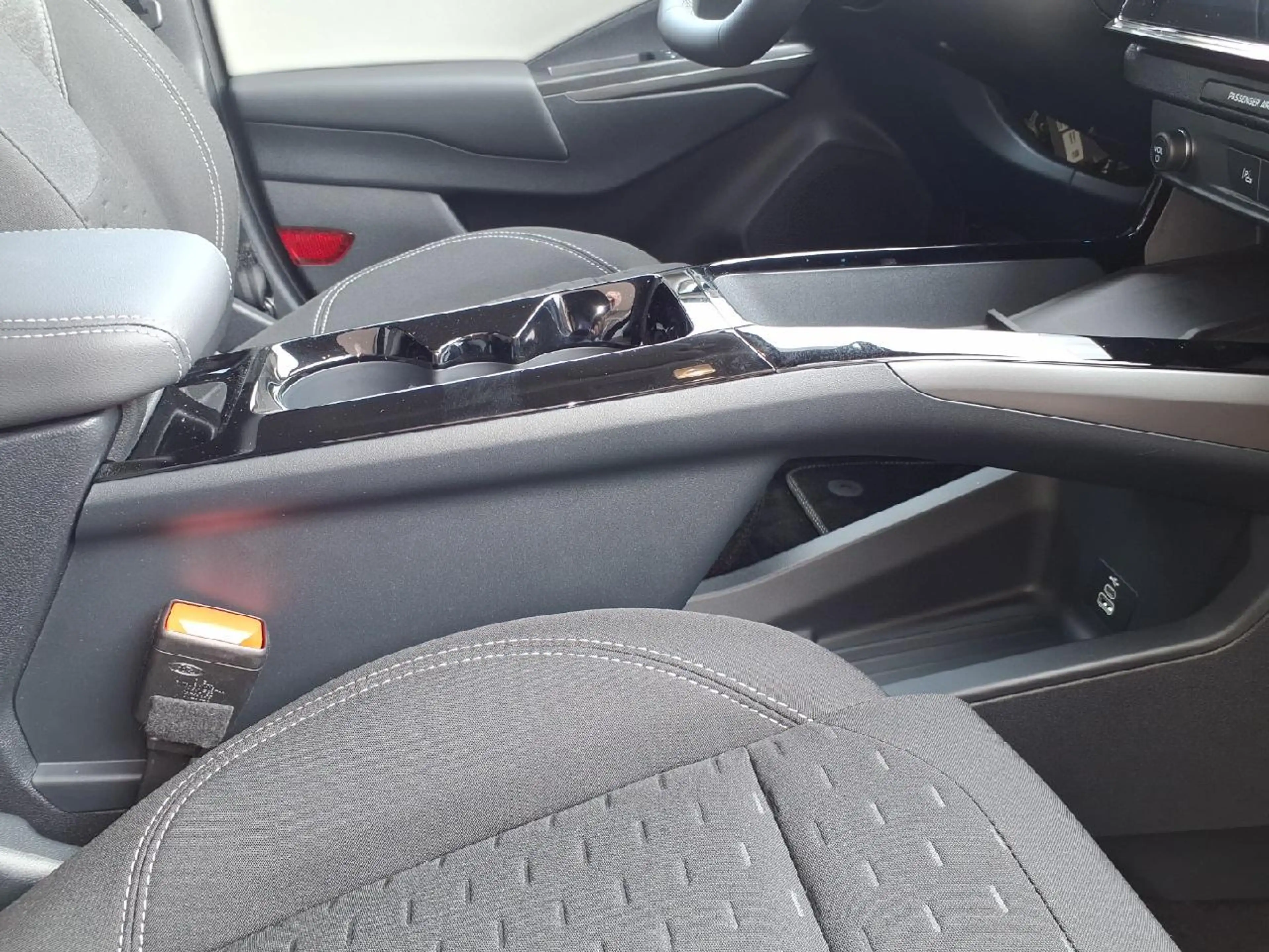 Ford Puma Gen-E 124 kW FWD — photo 12