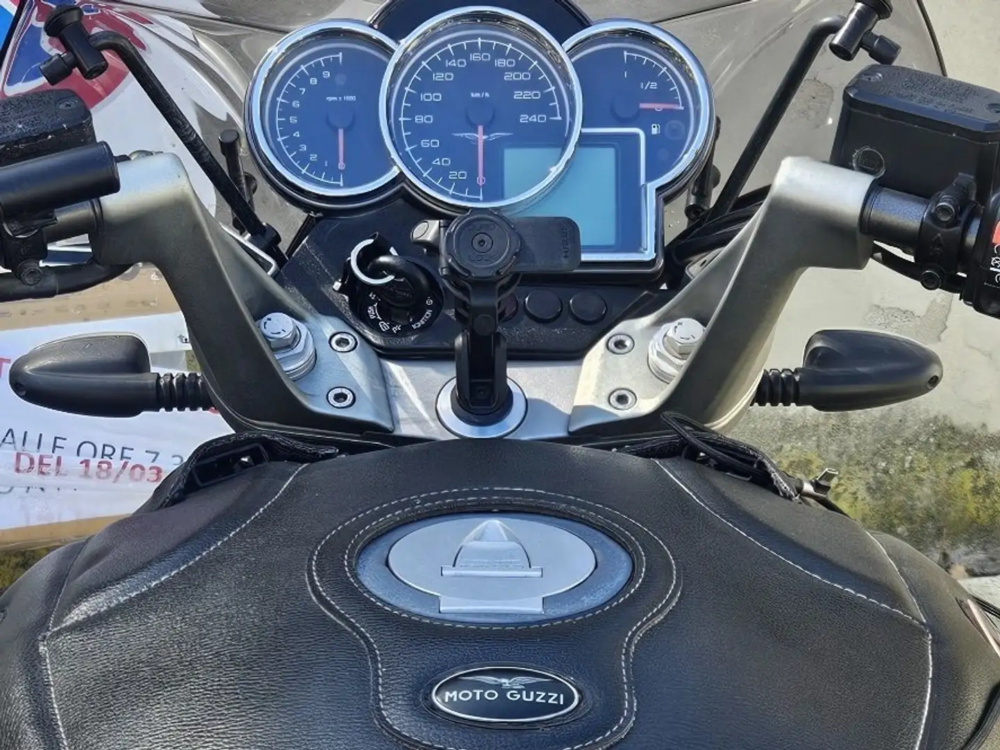 Moto Guzzi Breva 1100 Negru - 1