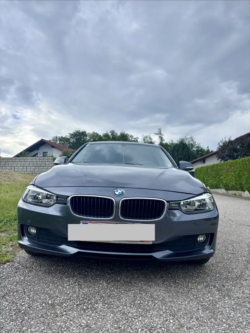 BMW 318 318d - 2