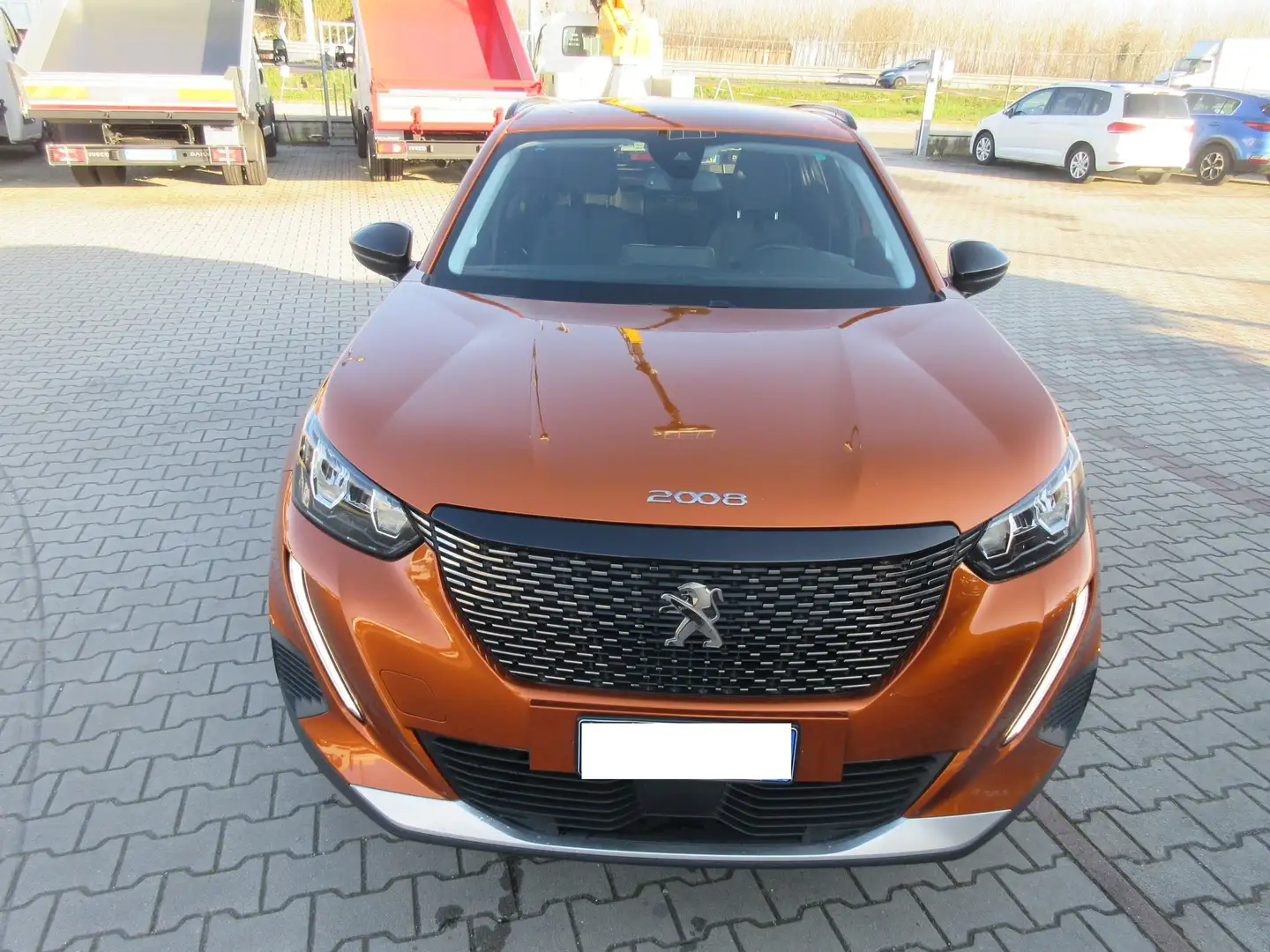 Peugeot 2008 2008 1.5 bluehdi Allure Pack s brončana - 2