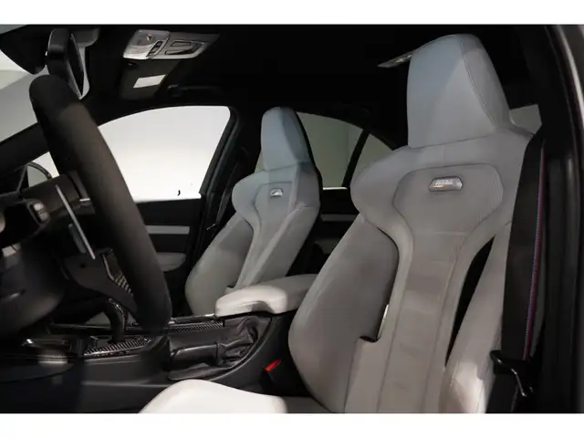 BMW M3 view 11