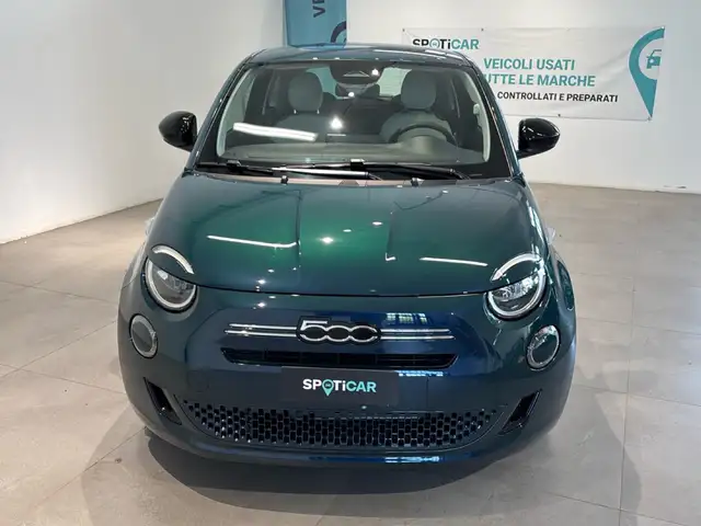 Fiat 500 view 2