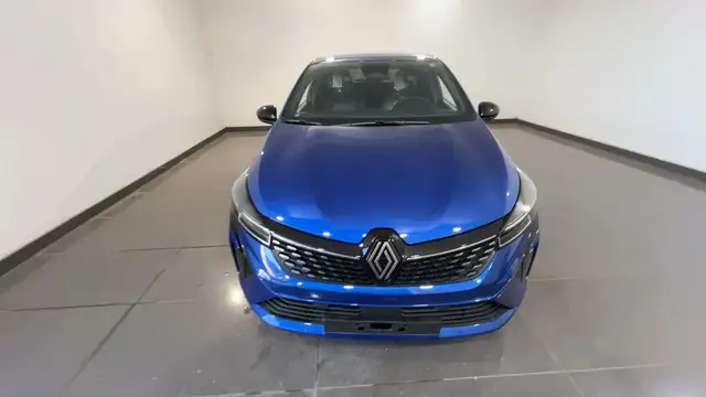 Renault Clio view 8