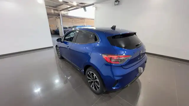 Renault Clio view 3