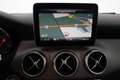 Mercedes-Benz GLA 180 Urban LED Navi Tempomat Sitzheizung PDC Noir - thumbnail 11