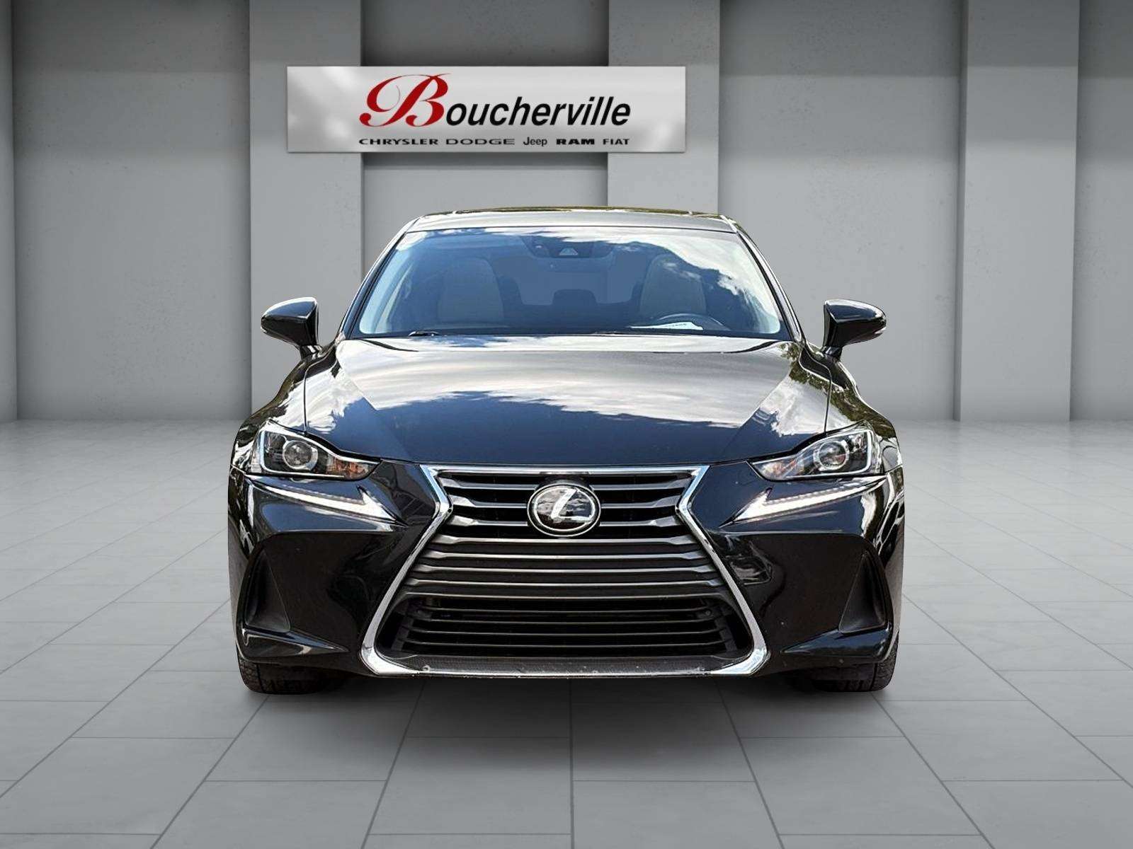 2018 Lexus IS Sedan