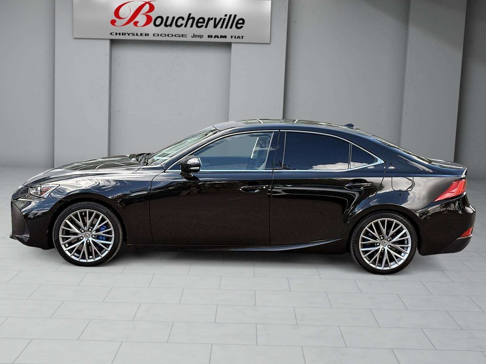 2018 Lexus IS Sedan