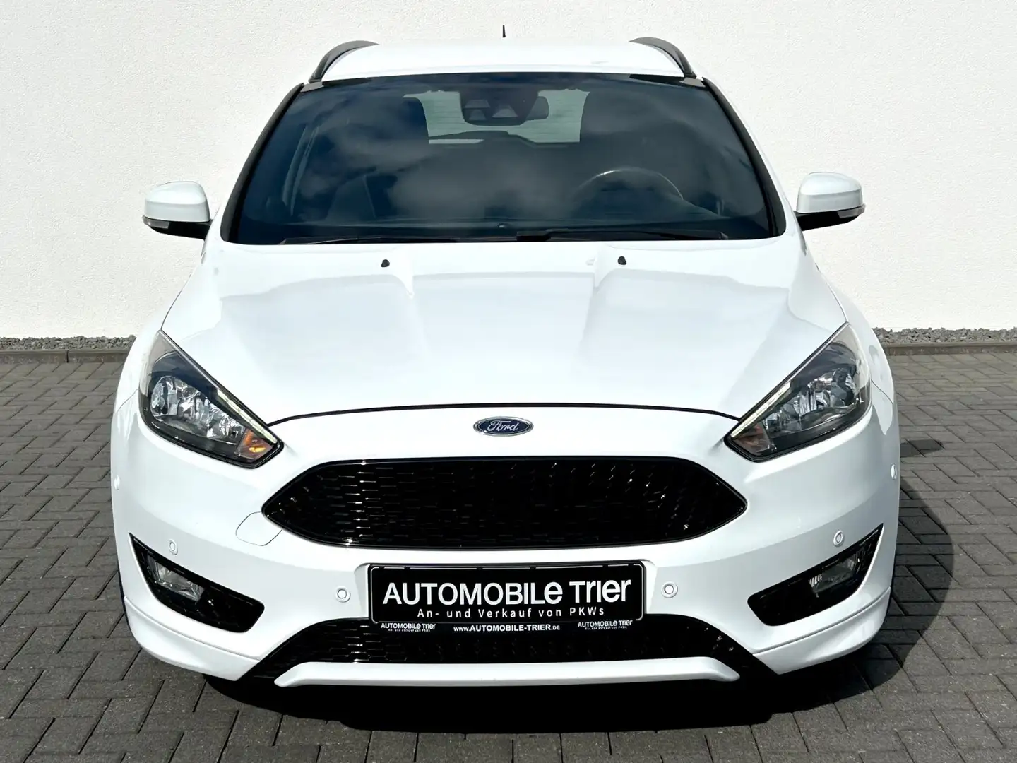 Ford Focus Turnier ST-Line /AUTOMATIK/NAVI/GARANTIE Blanc - 2