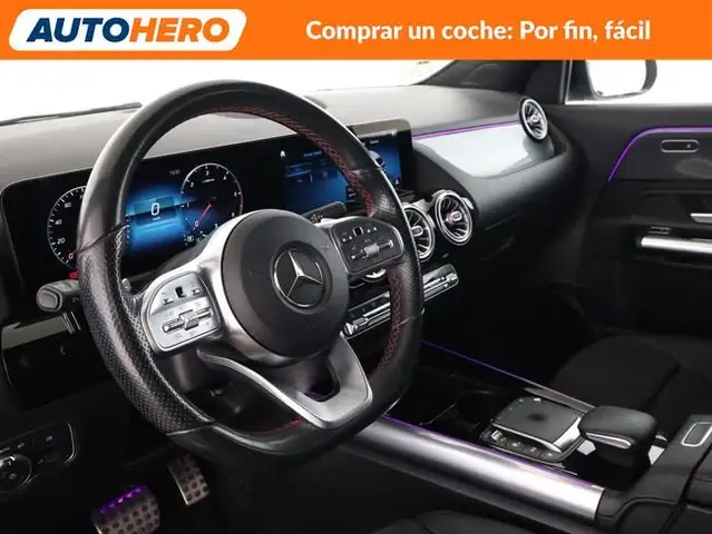 Mercedes-Benz Gla view 12