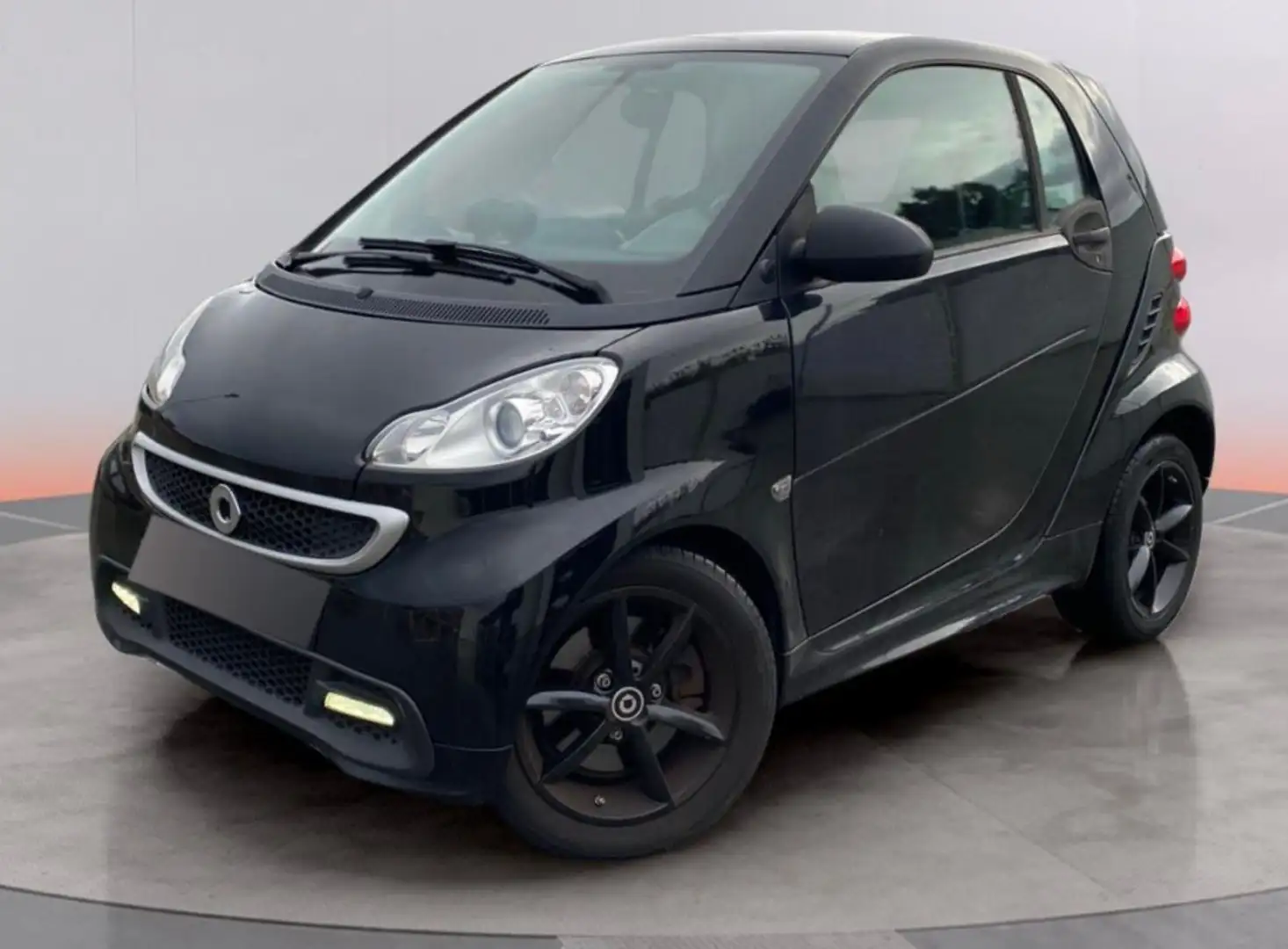 smart forTwo Coupé 52 mhd Passion Aut. Schwarz - 1