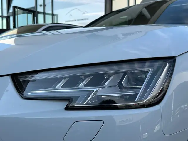 Audi A4 view 9