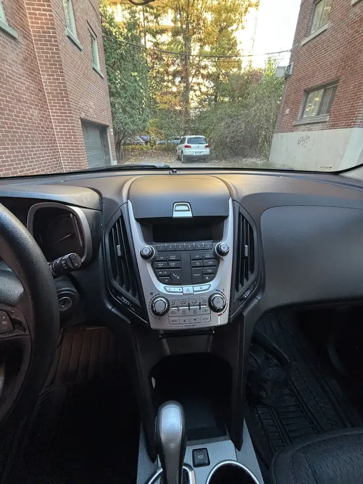 Chevrolet Equinox снимка Chevrolet Equinox
