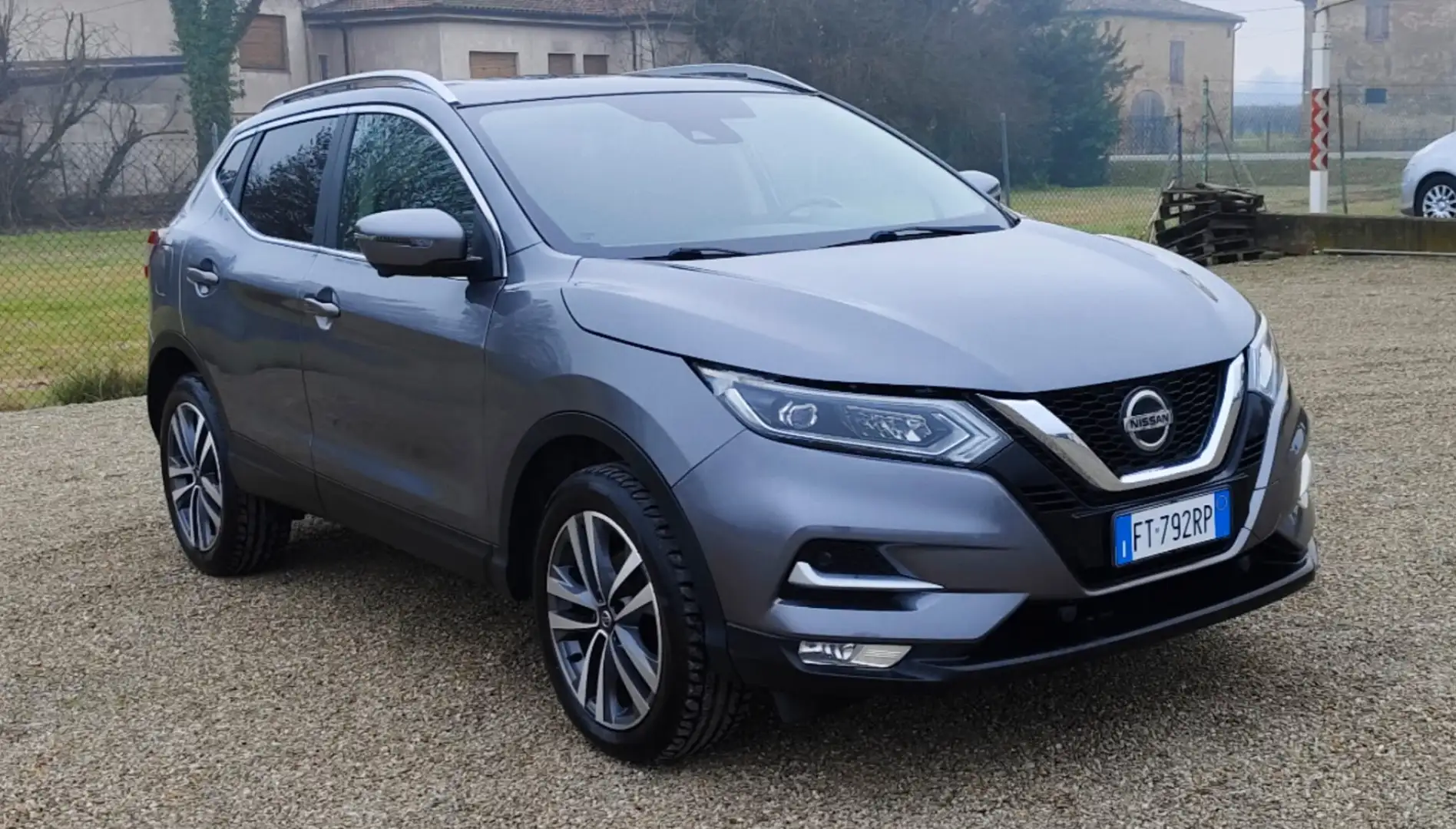 Nissan Qashqai Qashqai II 2017 1.5 dci Tekna+ 110cv Grau - 1